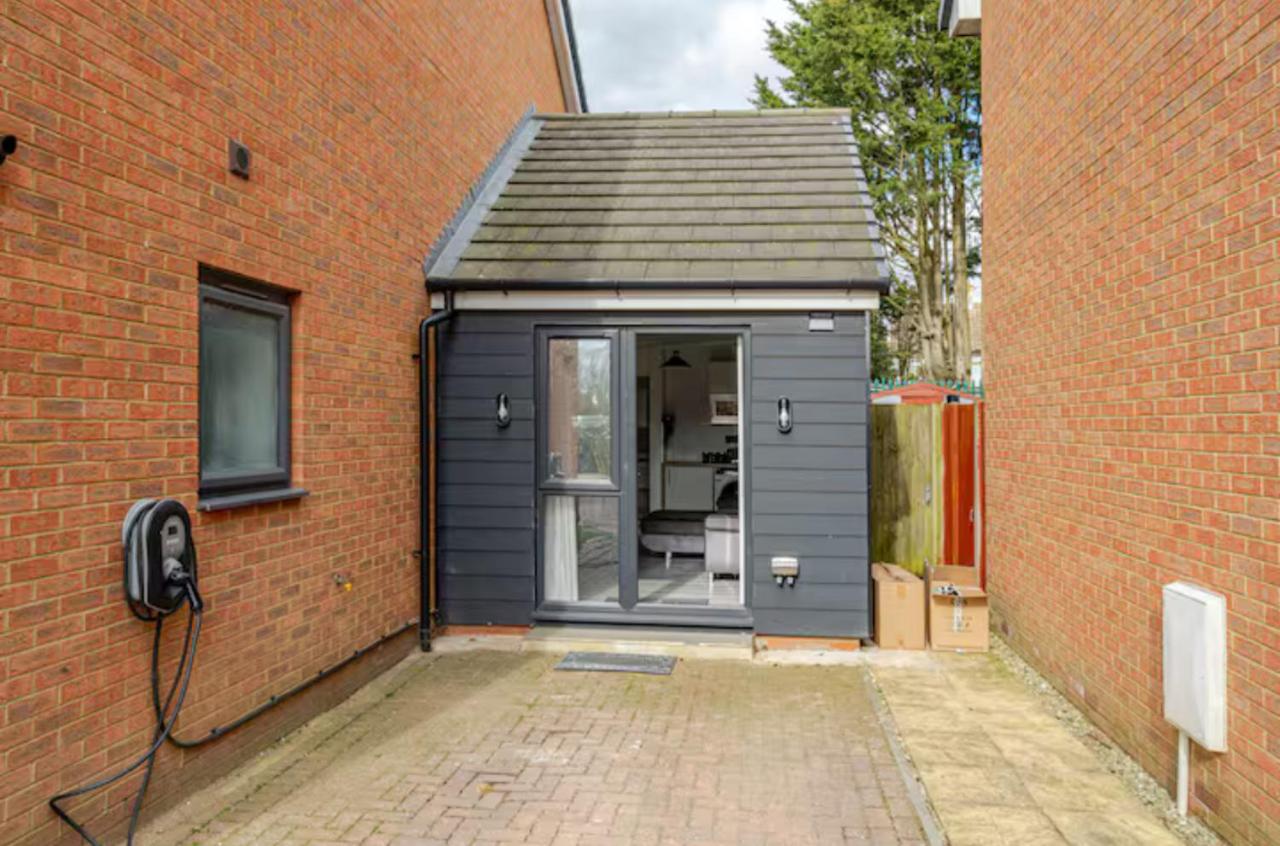 Ace Space - B&B Kent