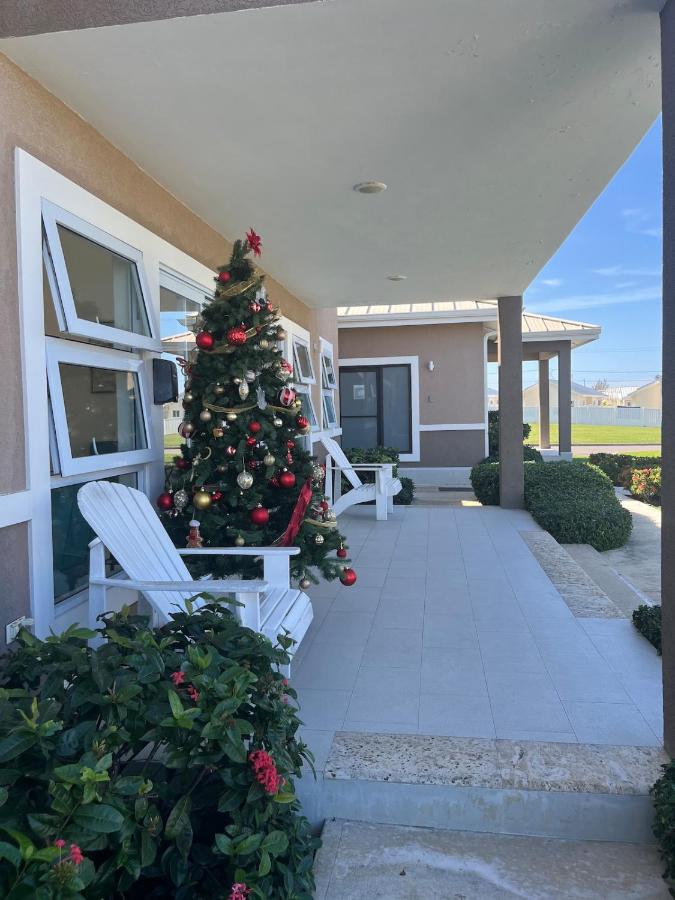 Sunny-Shore Hideaway - Bed and Breakfast Lucea