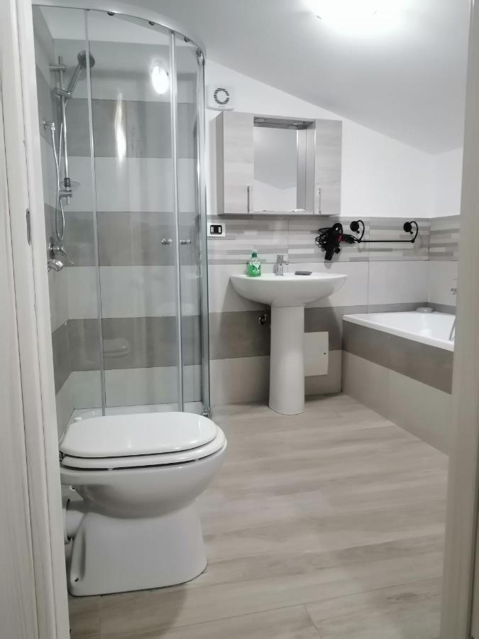 Chambre Quadruple avec Baignoire