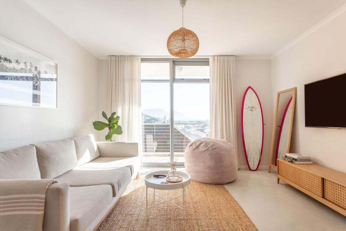 New Apartment, Surfer's Corner - B&B Muizenberg