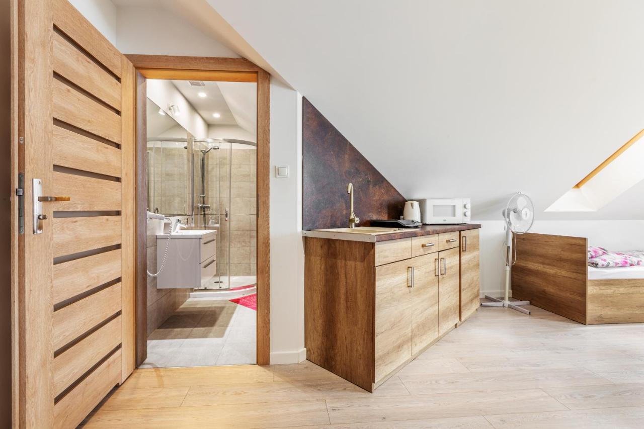 Studio Apartment