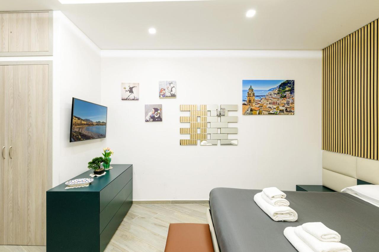 Home4Apartment Salerno center, private patio - B&B Salerno