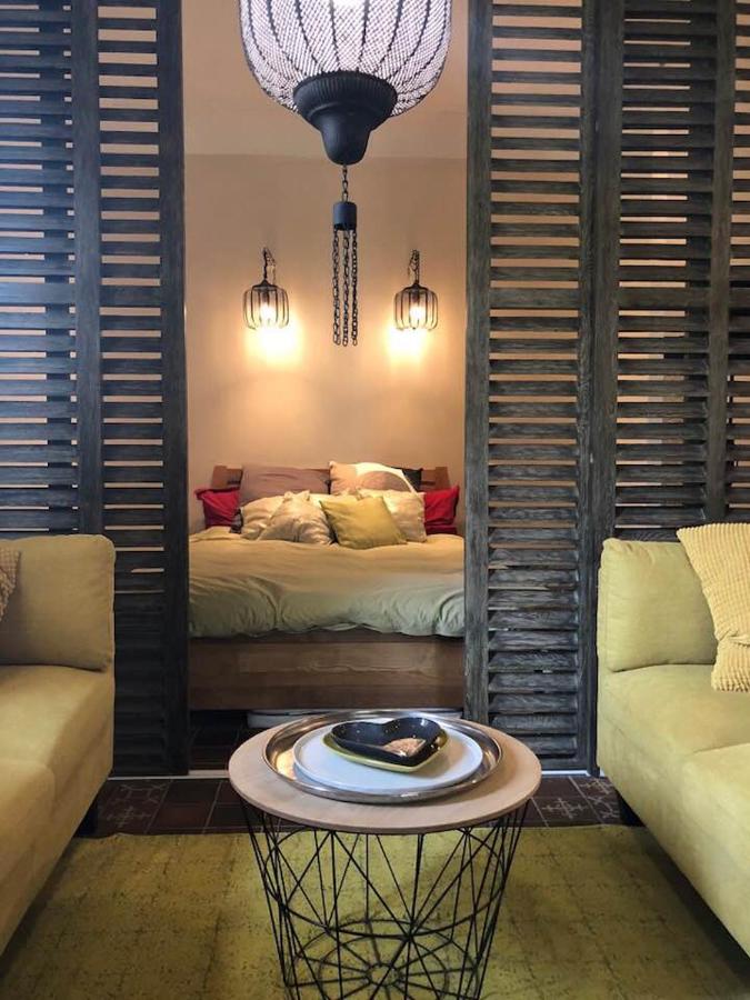 Studio au milieu des vignes - B&B Tresques
