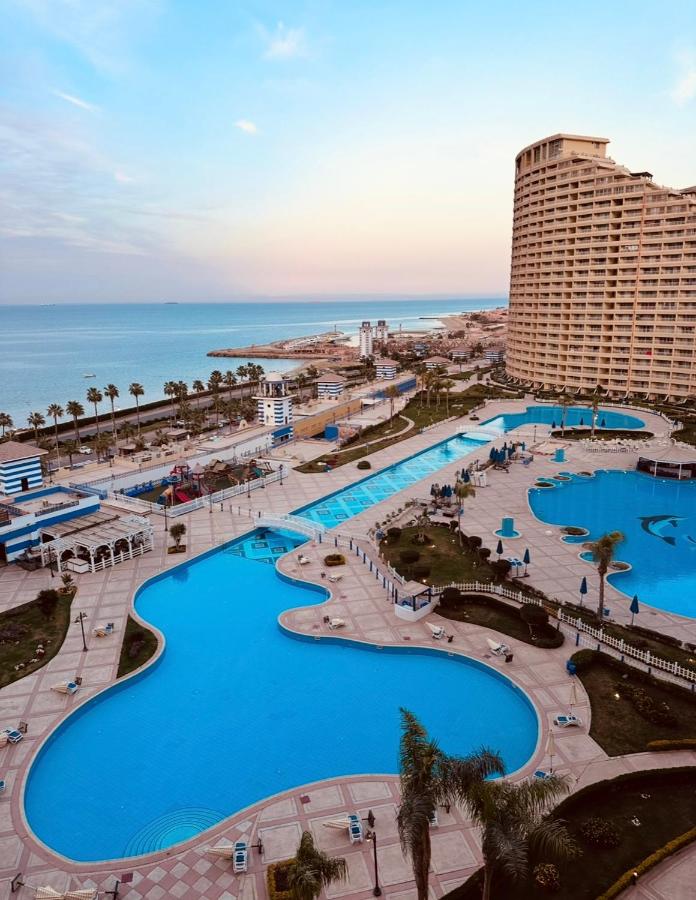 Porto Sokhna pyramids Resort for family - Bed and Breakfast Al ‘Ayn as Sukhnah