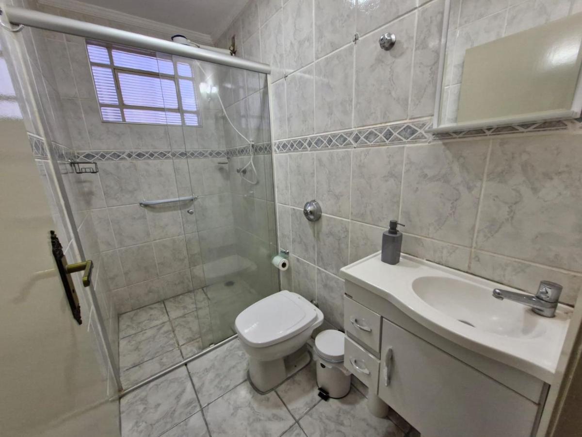 Apartamento de 2 dormitorios con balcón