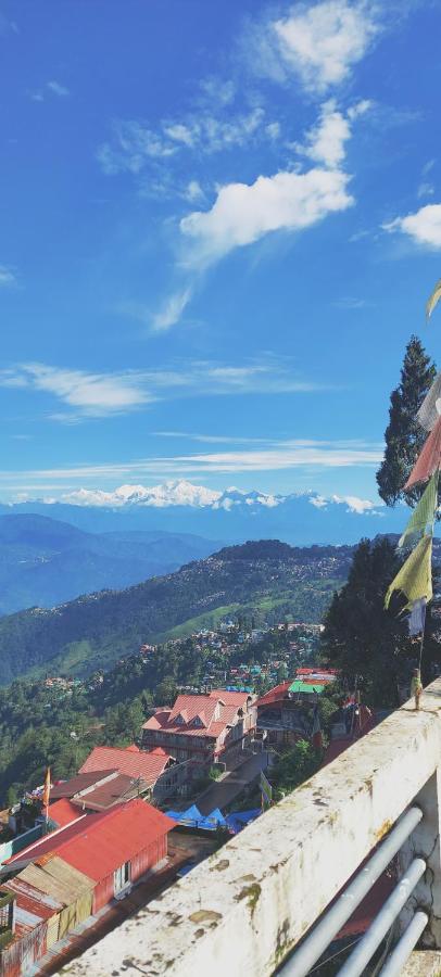 Viraj Kunj Homestay - B&B Dārjiling