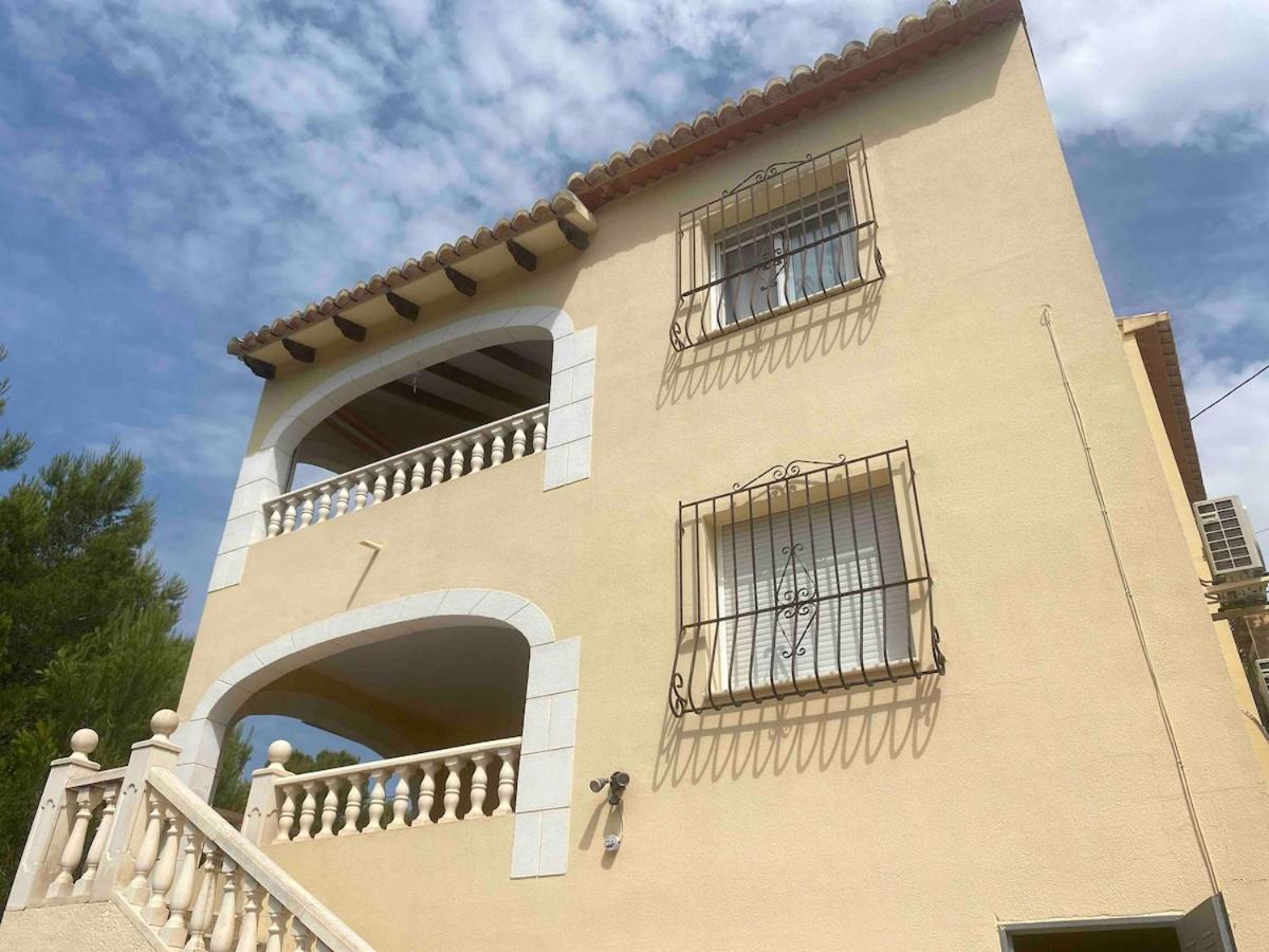 4BR Villa w private pool near beach Oliva Valencia - B&B