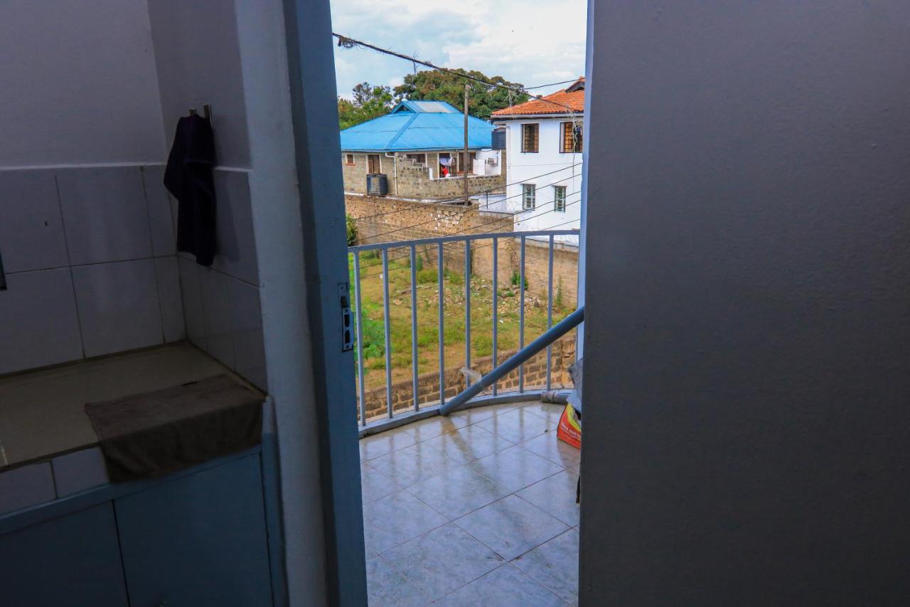 Cate's 1br 2br and 3br apartments in Milimani 07001FourFourTwoTwo8 - B&B