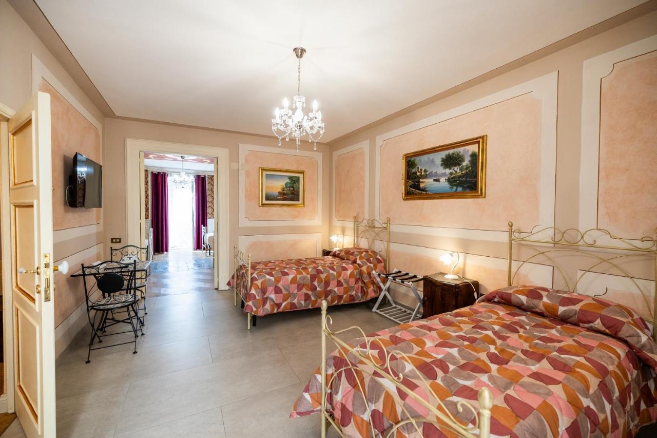Double or Twin Room with Private Bathroom