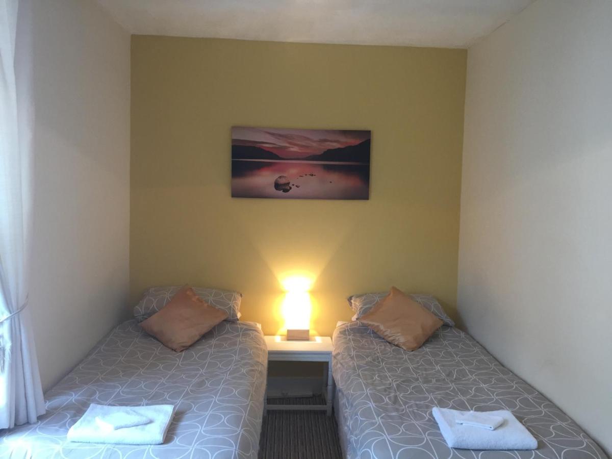 Twin Room with Shared Bathroom
