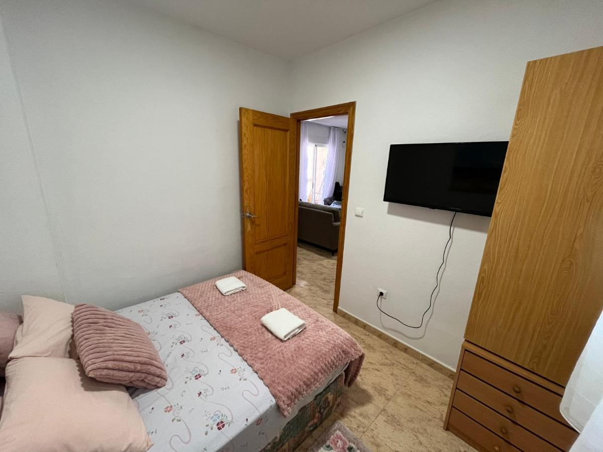 Apartamento compartido - SOLO EL DORMITORIO ES PRIVADO - B&B Torrevieja