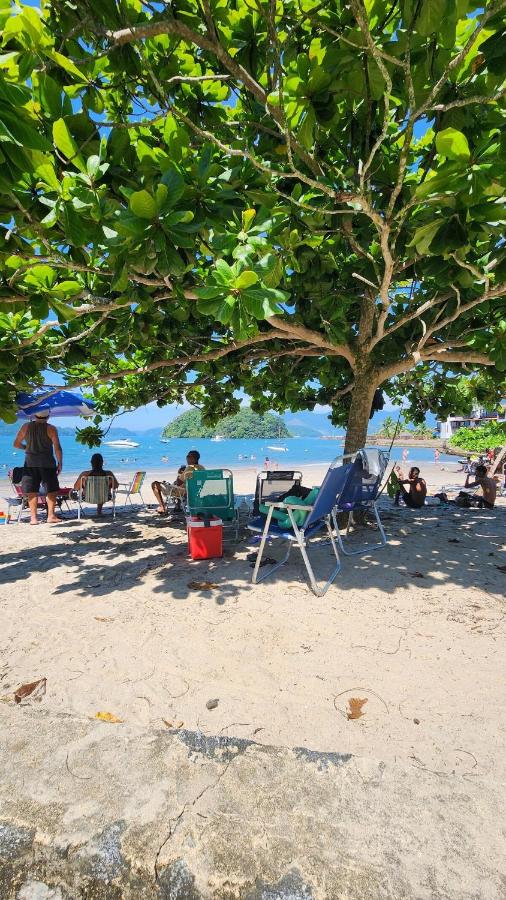 Apartamento pé na areia com vista espetacular Condomínio Porto Bracuhy Angra dos Reis - B&B Angra dos Reis