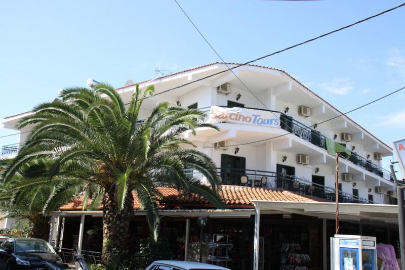 Eliza Studios and Apartments - Chambres d’hôtes Pefkochóri