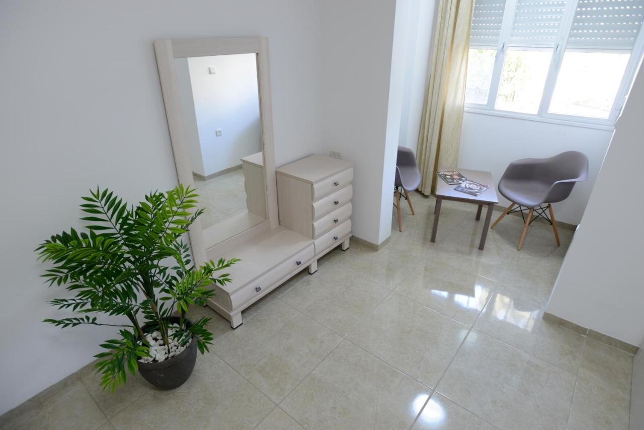 B&B Haifa - Olga Beach Apartments - Bed and Breakfast Haifa