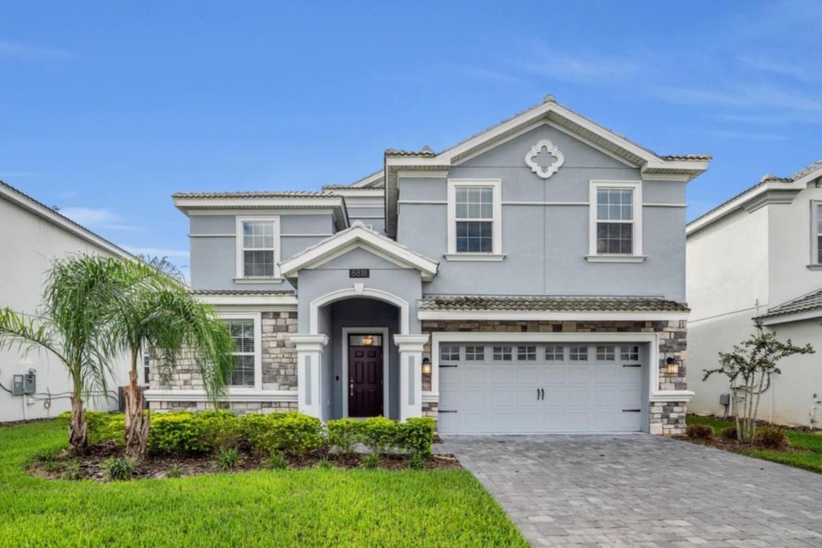 Serene 9-Bedroom Near Disney with Private Pool - Bed and Breakfast Davenport