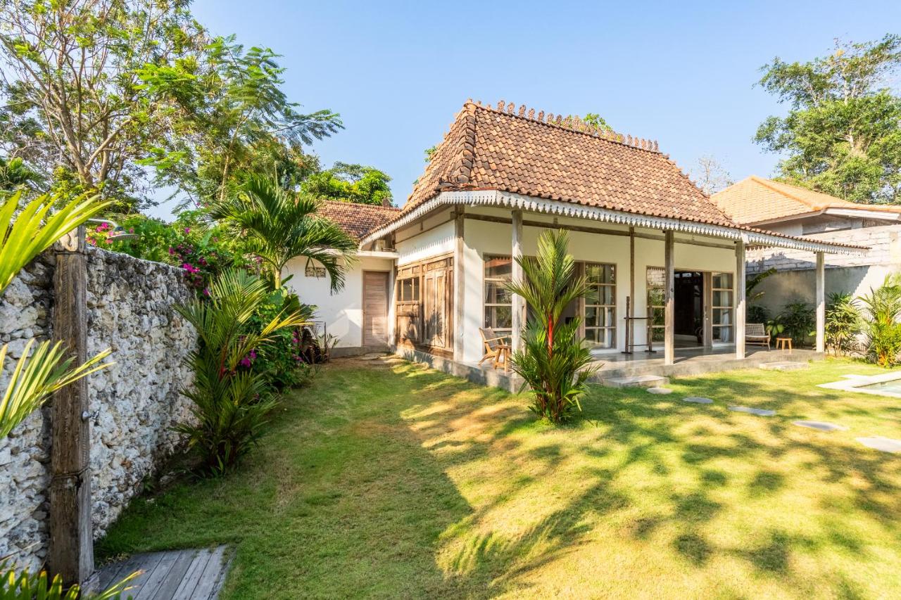 Spacious 3bdrs - Villa Passiflore Bingin - B&B Uluwatu