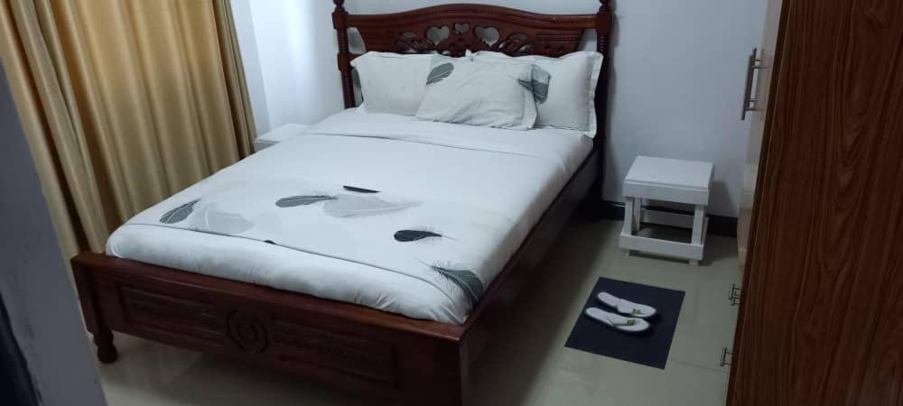 The Coffee Residences at KINGS MILLENNIUM APARTMENTS, near JKI Airport 3 Bedroom - B&B