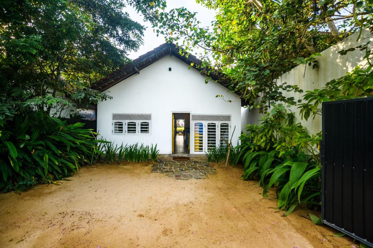 Magnolia House Mirissa - B&B