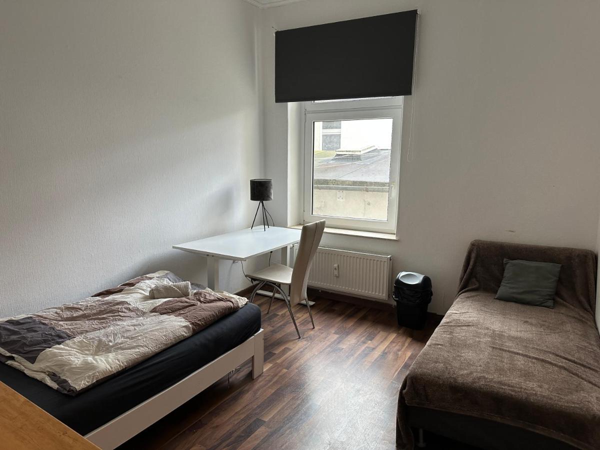 Möbliertes 2 Zimmer Apartment mit Wifi - B&B Lage