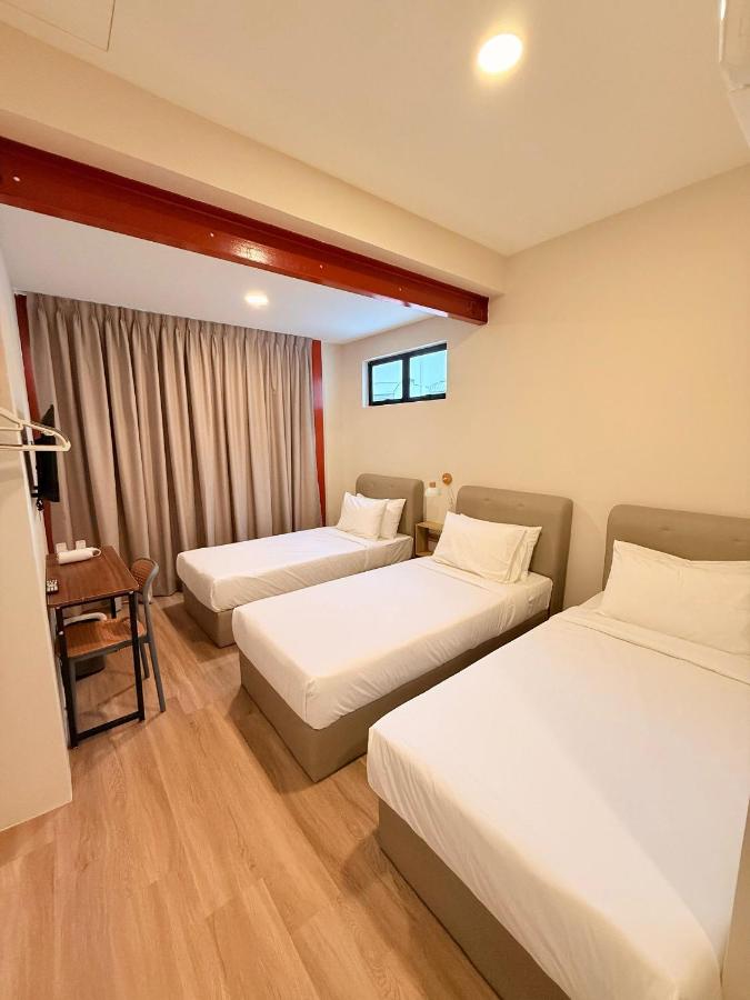 Triple Room with Private Bathroom