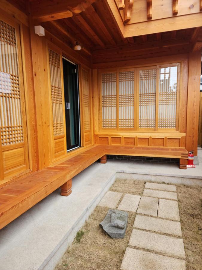 Stay Daereungwon - Bed and Breakfast Gyeongju