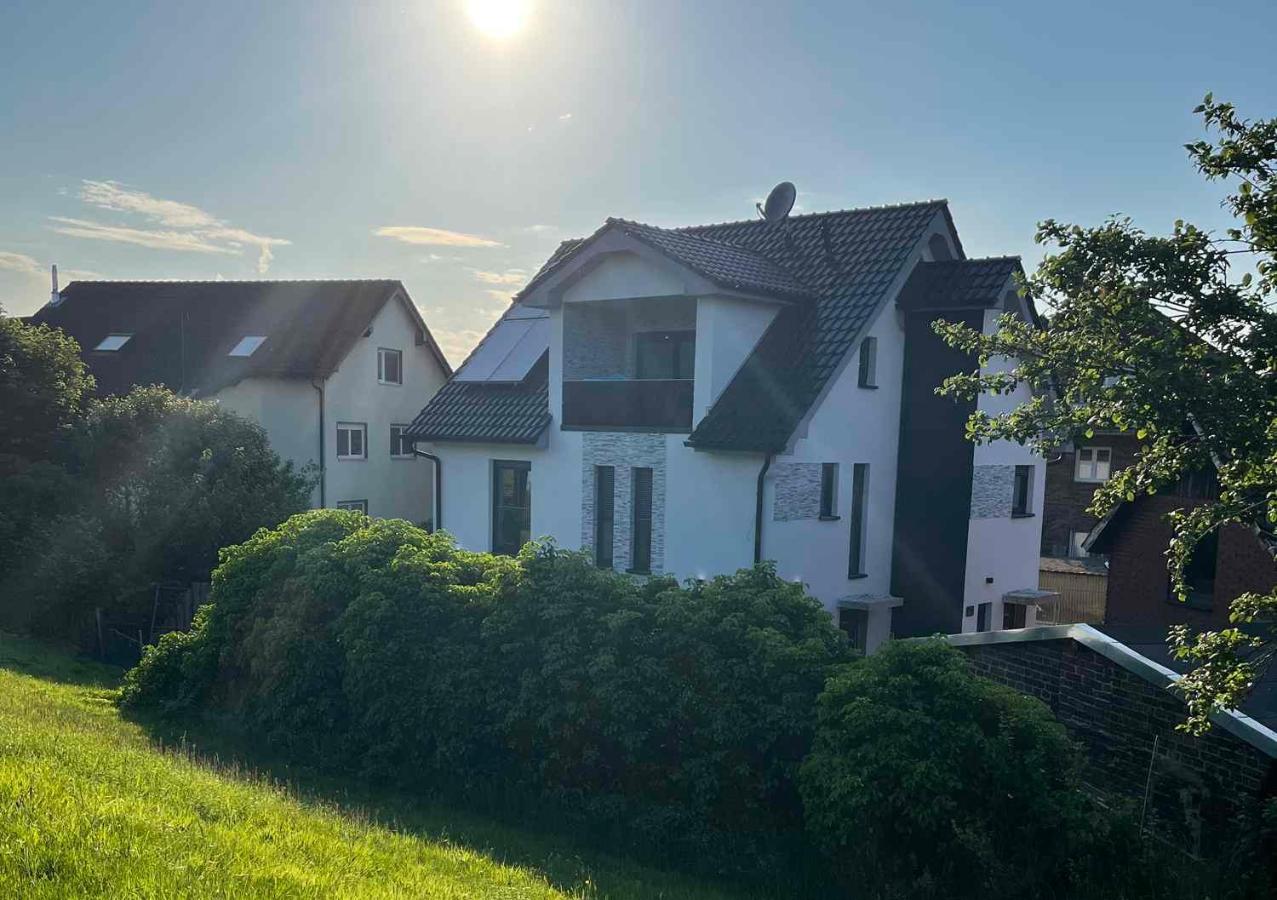 Cozy & warm Apartment in Leverkusen - B&B