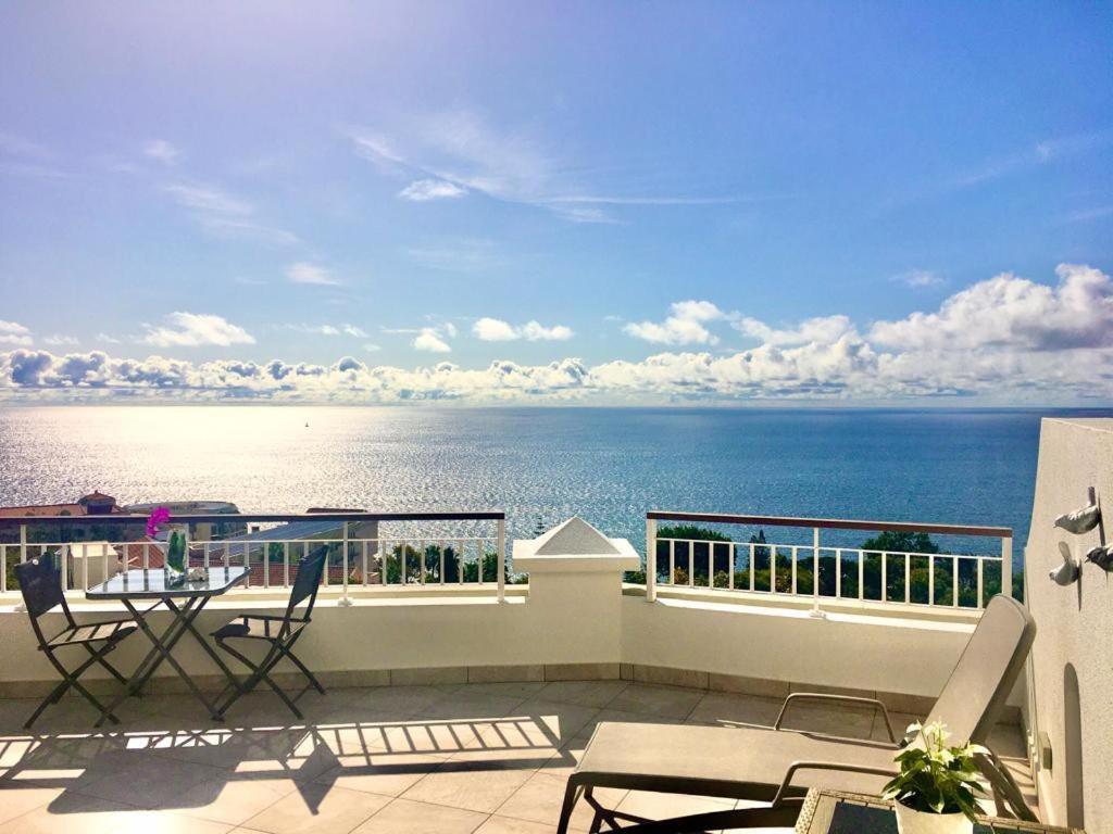 Endless Holiday 2 Bedroom Apartment Lido - B&B Funchal