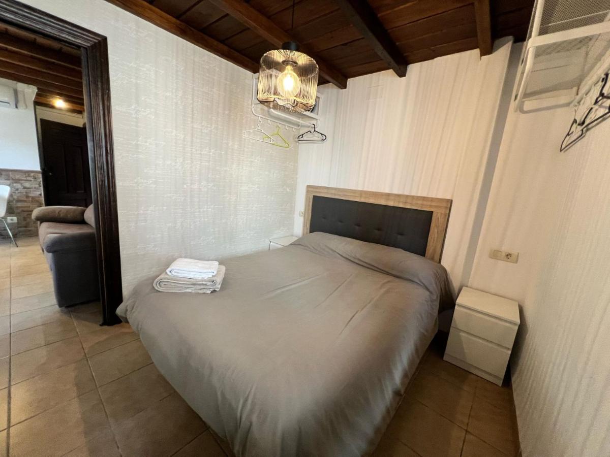 One-Bedroom Apartment with View