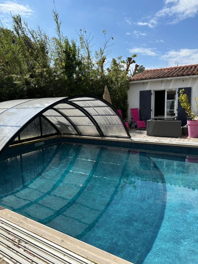 Double Room with Pool View