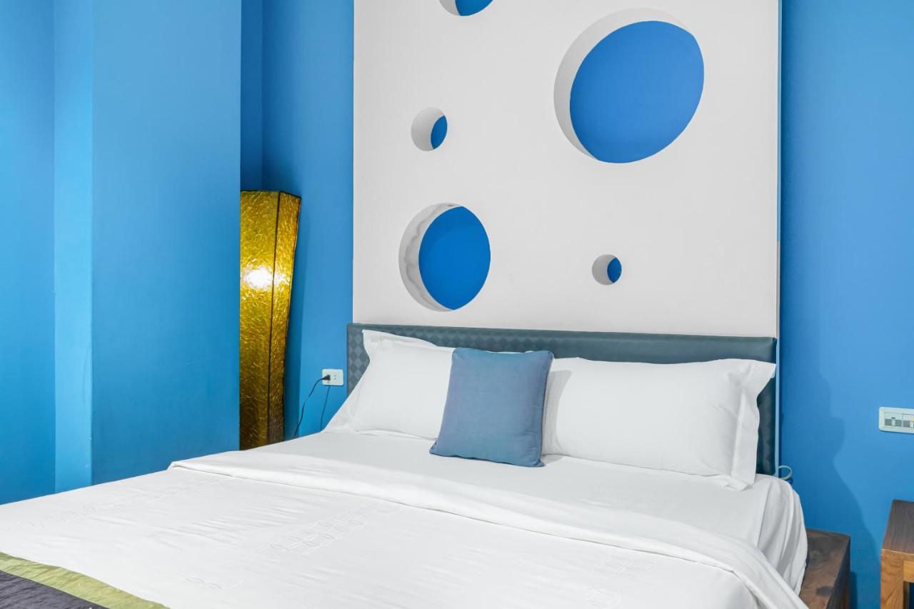 Standard Double Room-No Window