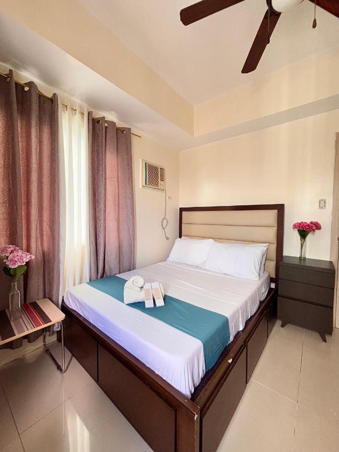 Two-Bedroom Deluxe Apartment with Balcony