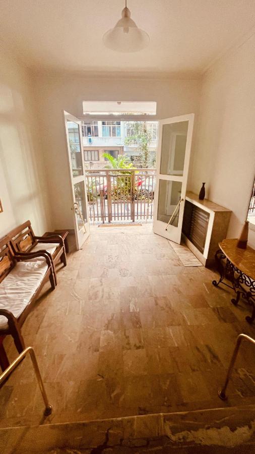 Apê Quase Pe Na Areia! Quarto e Sala ESTILOSO e PRIVATIVO, a 1 min da Praia de Copacabana - Bed and Breakfast Rio de Janeiro