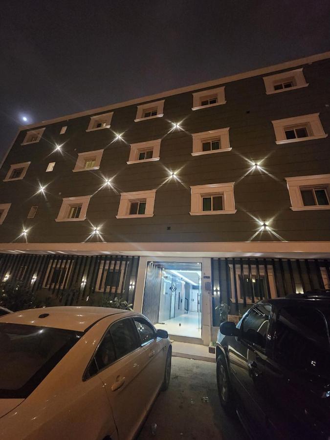 Spacious 1BR Escape - Prime Location - Al Qirawan - B&B
