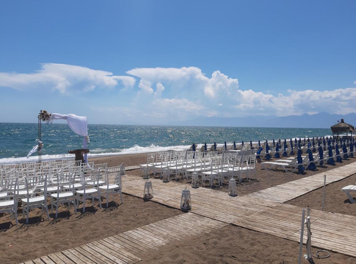Sea & Pine Escape Lara Beach Antalya - B&B Altınkum