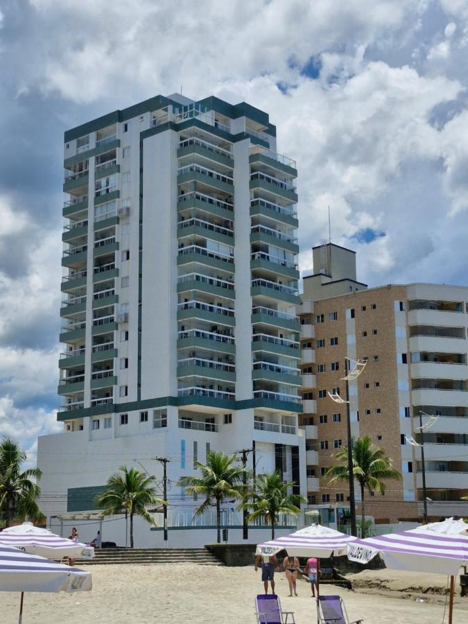 Frente Mar com Garagem e Wi-Fi Rápido - B&B