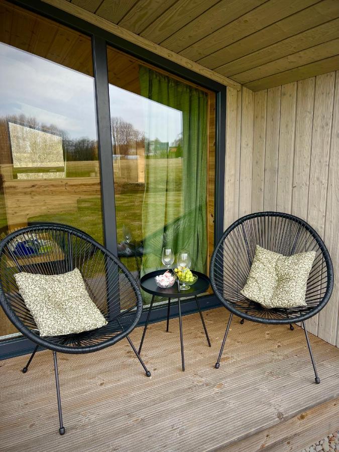 Privatus romantiškas namelis dviems prie vandens Šilalės rajone - B&B Dirkintai