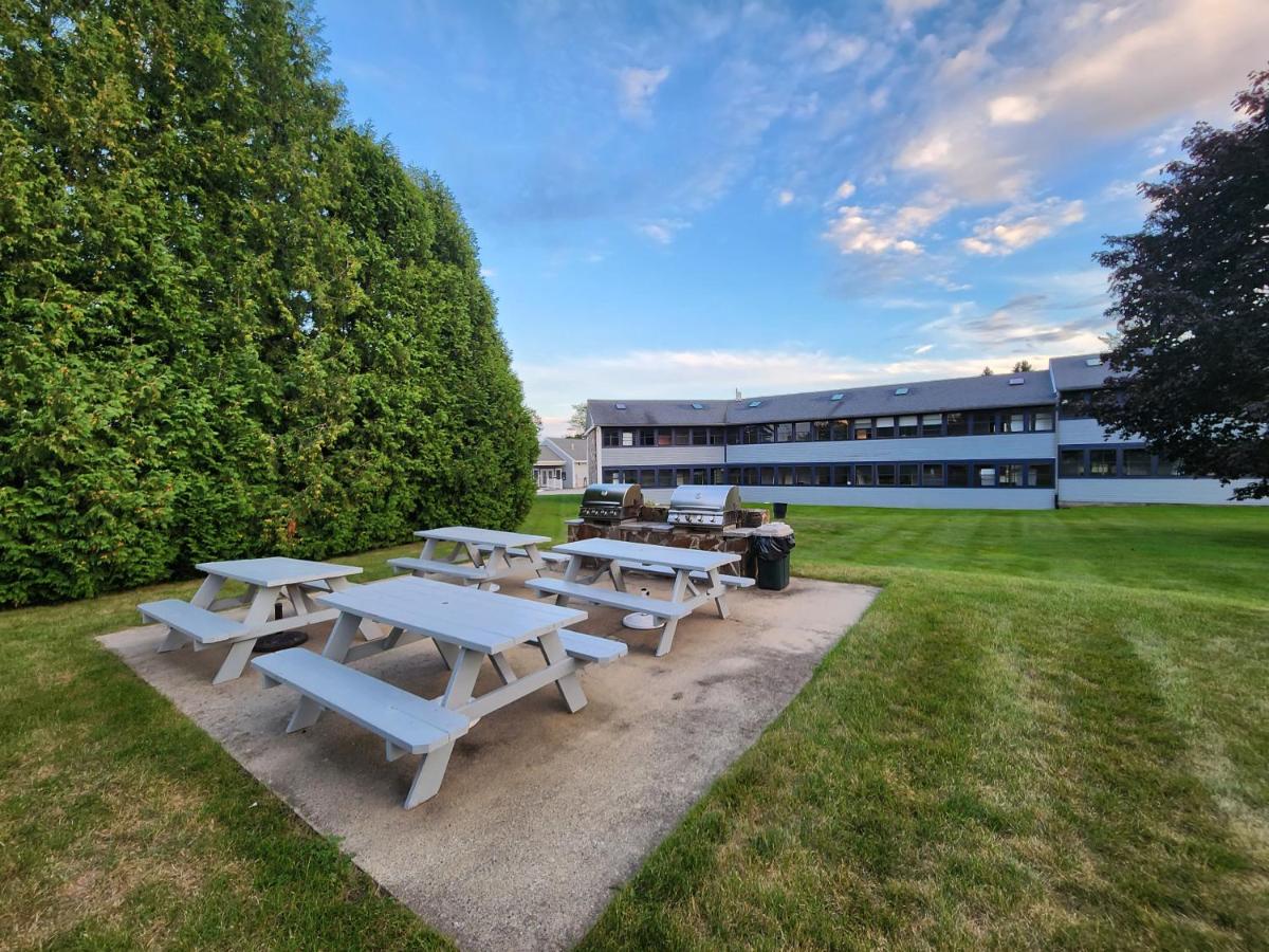 Nautical Mile Resort - B&B