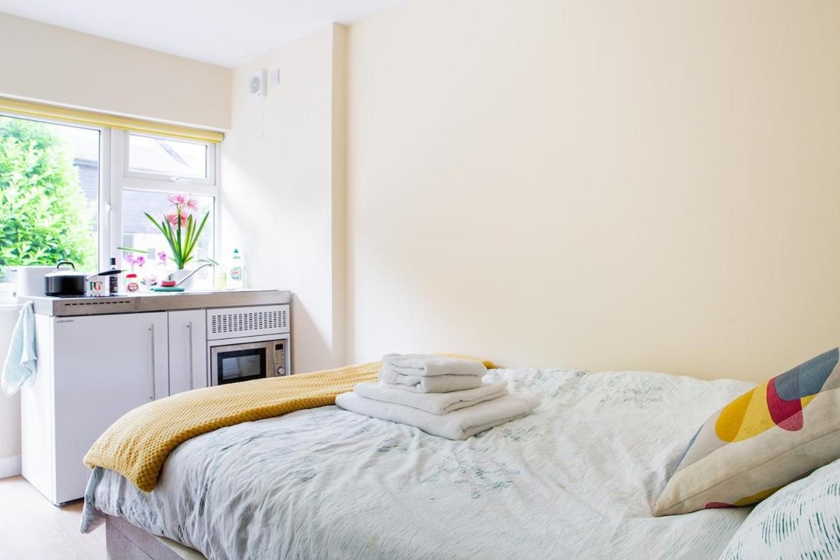 New Snug DoubleEnsuite in Central Forest Row - B&B Forest Row
