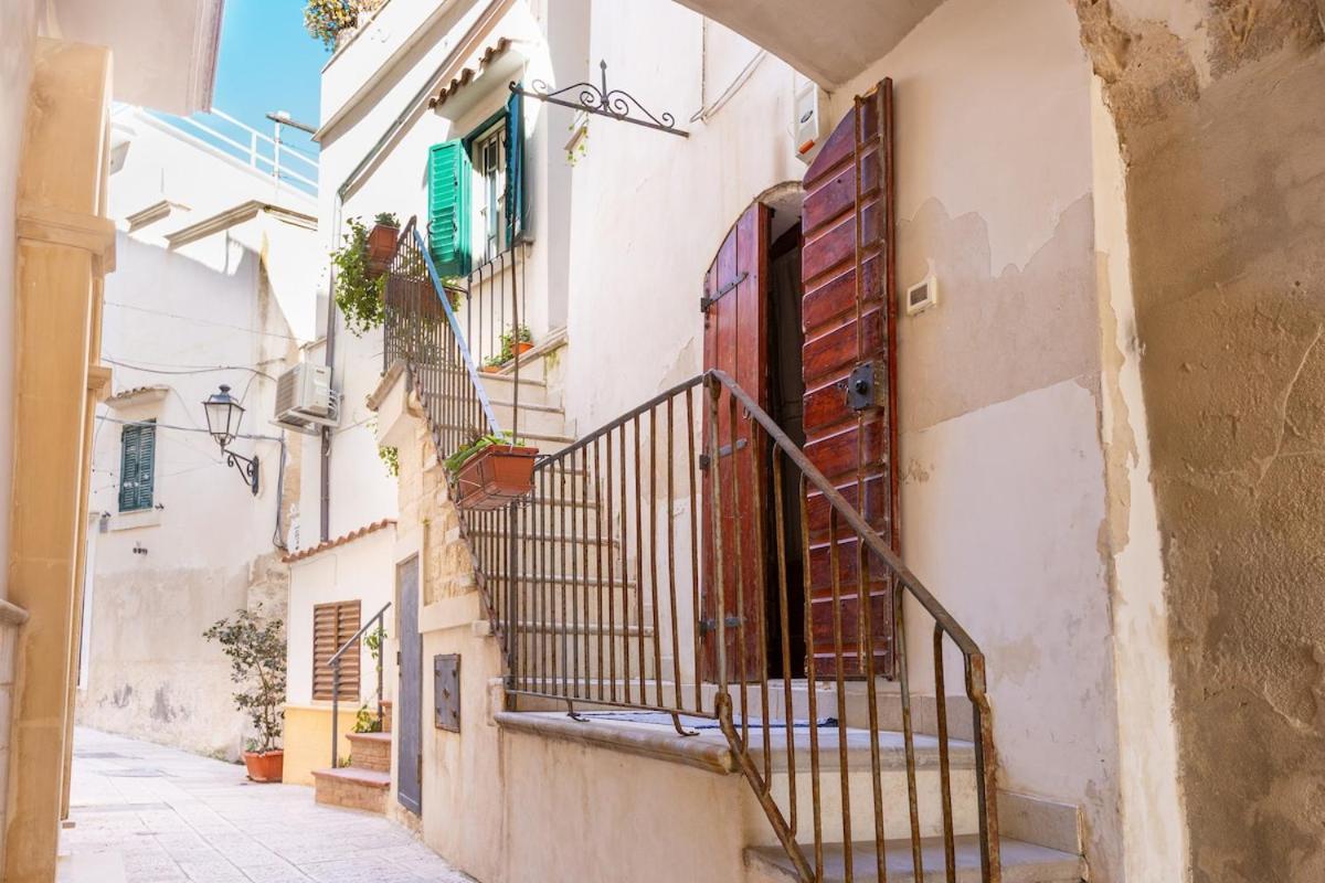 Eco-Dimore - Centro Storico Piazzetta Petrone - B&B Vieste