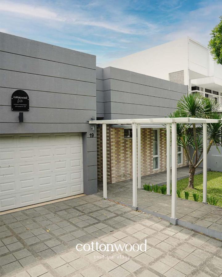 Cottonwood SetraMurni19 - Pool Pingpong PS - B&B Bandung