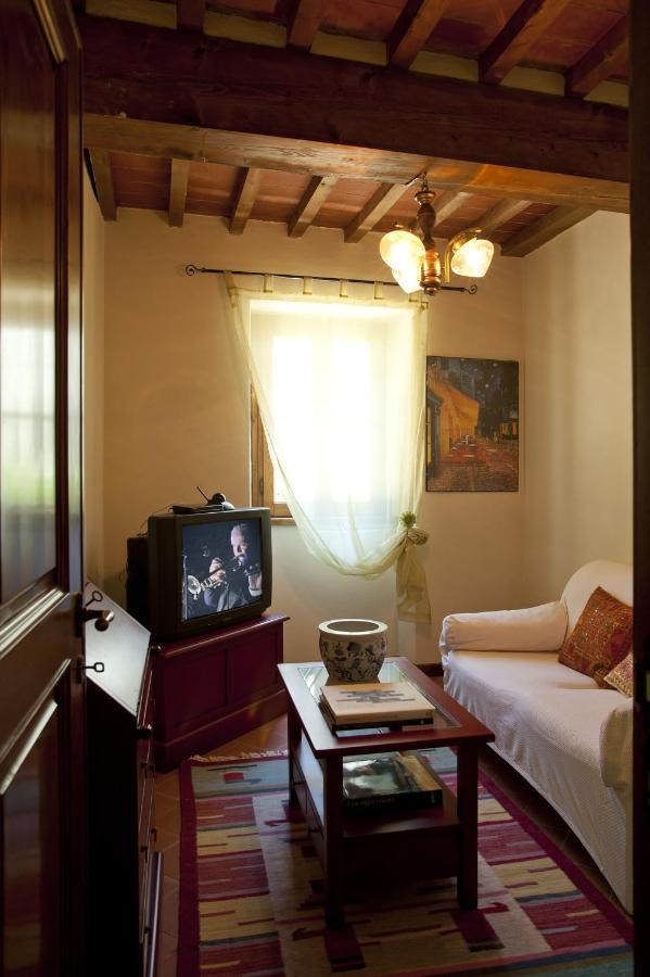 Podere Poggio Mendico - B&B Arezzo