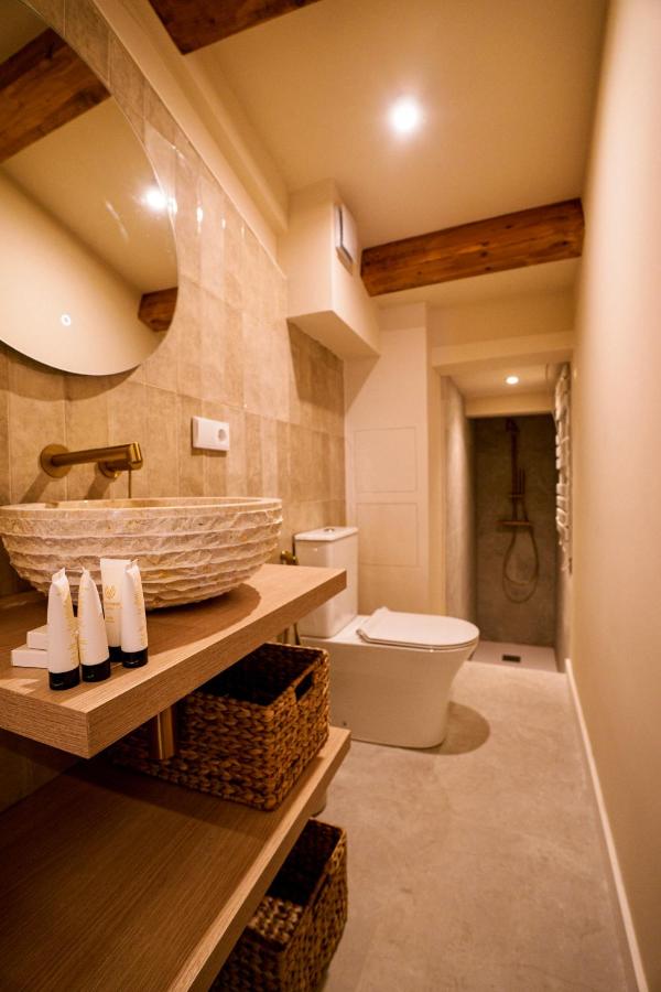 Triple Room with City View