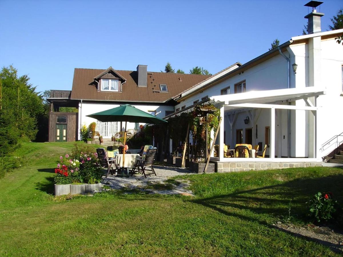 Ruhige Waldrandlage im Luftkurort Altenbrak Stadt ThaleHängebrücke über Talsperre - Ferienwohnung Thale