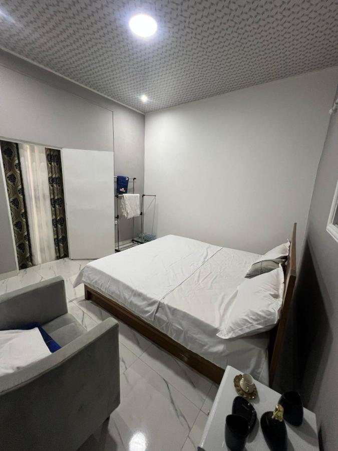 One-Bedroom Standard Apartment