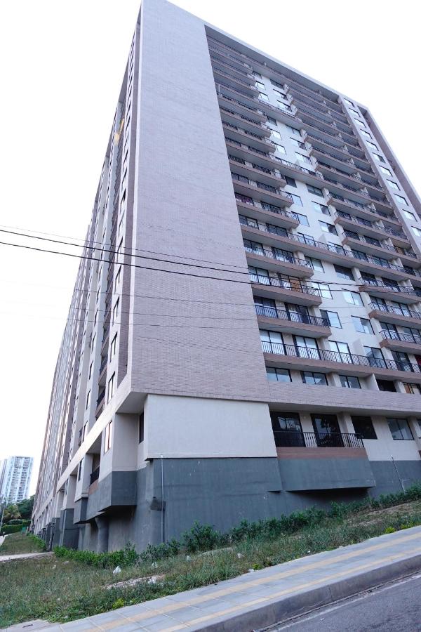 Apartamento frente a clínica Foscal - Chambres d’hôtes