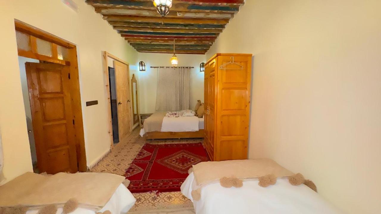 Vierbettzimmer mit eigenem Bad