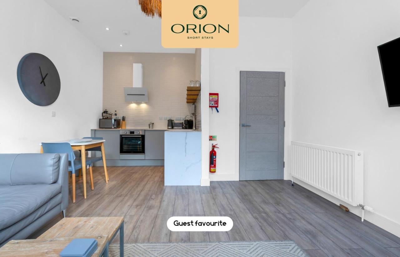 The Kepties No 1 - Ground Floor Luxurious Serviced Apartment by ORION SHORT STAYS - B&B Arbroath