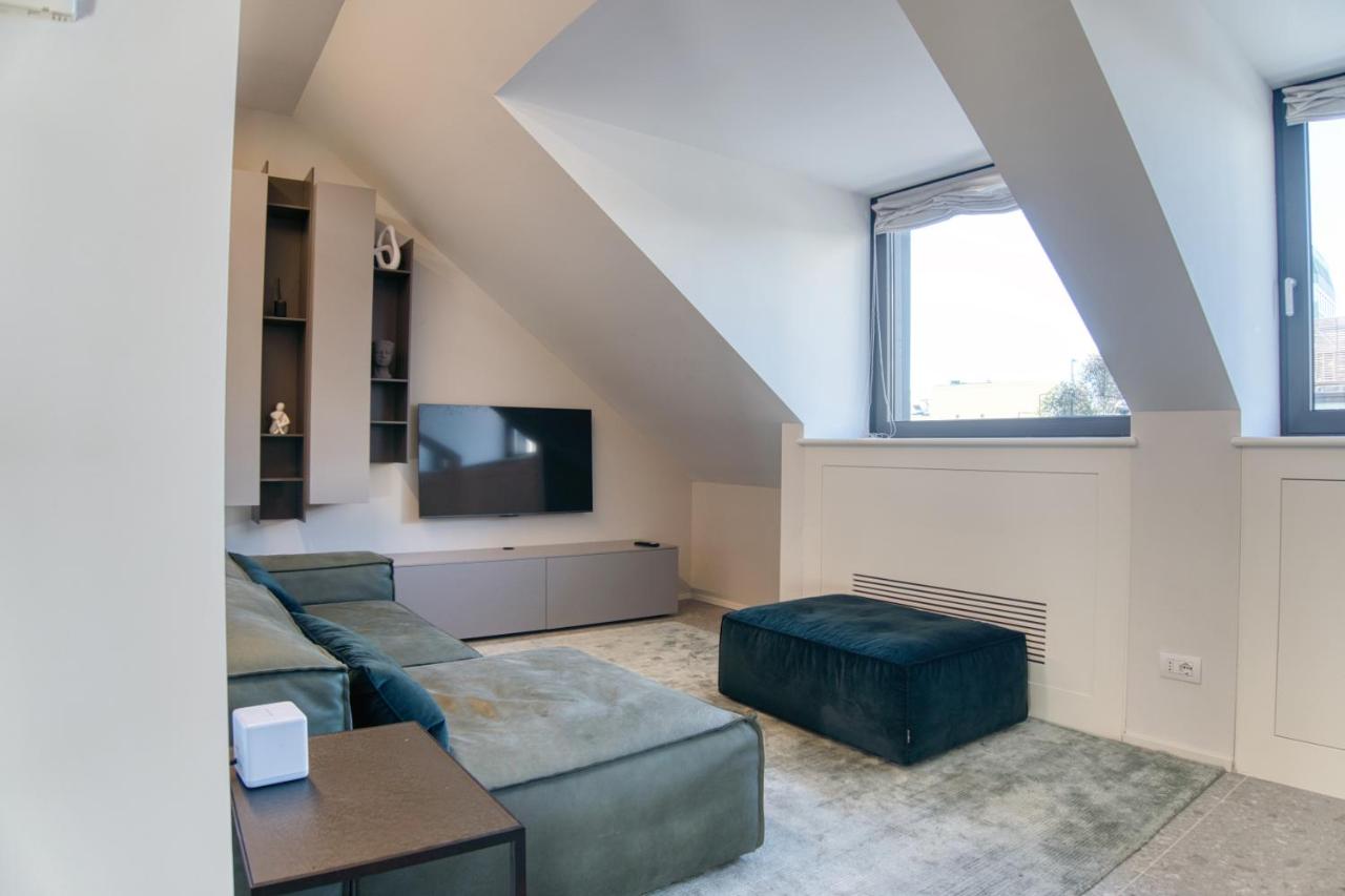 Corso Vittorio Emanuele stunning Penthouse - Exclusive living in Milan - Chambres d'hôtes Milan
