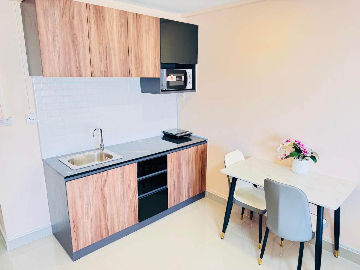 Nova Sea View 37 - Bed and Breakfast Jomtien
