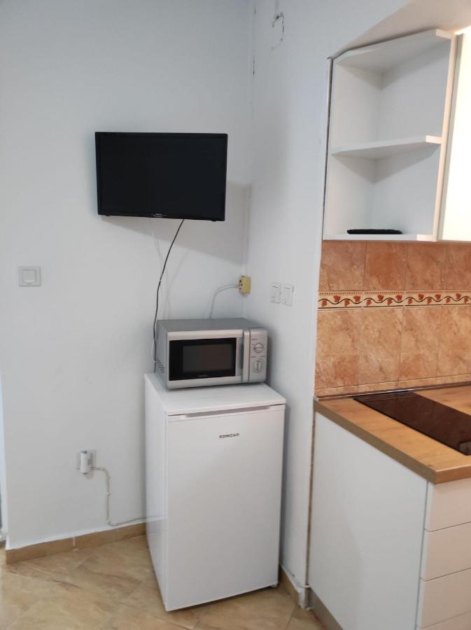 Appartamento con 2 Camere da Letto e Terrazza 